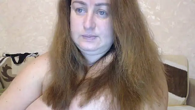 Snapshot of Amy_August chatting on 22, 10, 2025 Amy August online show from 22, 10, 2025