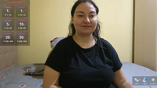 BBW MILF 4U online show from 4, 2, 2025