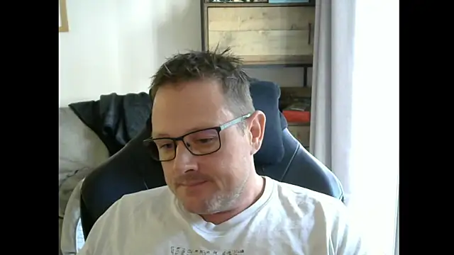 Snapshot of ZebedeePirate chatting on 29, 9, 2025 ZebedeePirate online show from 29, 9, 2025