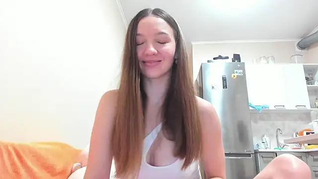 Snapshot of Naughty_Molly chatting on 7, 11, 2025 Naughty Molly online show from 7, 11, 2025