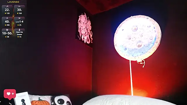 Snapshot of girl_intense444 chatting on 11, 10, 2025 girl intense444 online show from 11, 10, 2025