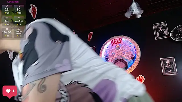 Snapshot of girl_intense444 chatting on 24, 10, 2025 girl intense444 online show from 24, 10, 2025