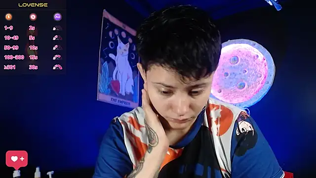 Snapshot of girl_intense444 chatting on 4, 11, 2025 girl intense444 online show from 4, 11, 2025