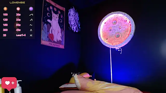 Snapshot of girl_intense444 chatting on 12, 11, 2025 girl intense444 online show from 12, 11, 2025