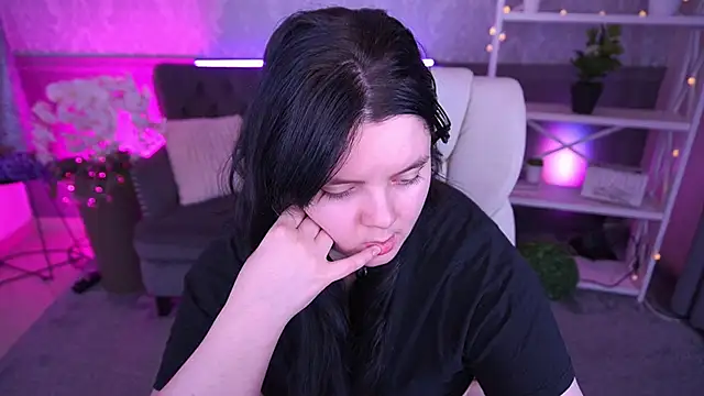 Snapshot of LittleShyy chatting on 28, 2, 2026 LittleShyy online show from 28, 2, 2026