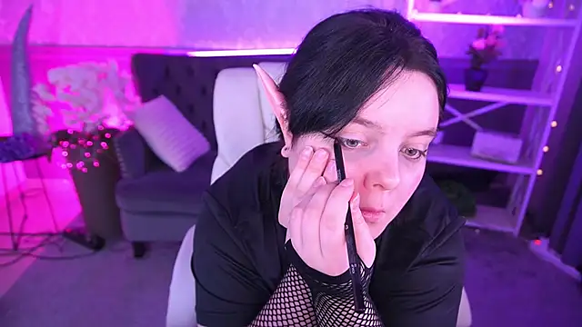 Snapshot of LittleShyy chatting on 10, 3, 2026 LittleShyy online show from 10, 3, 2026