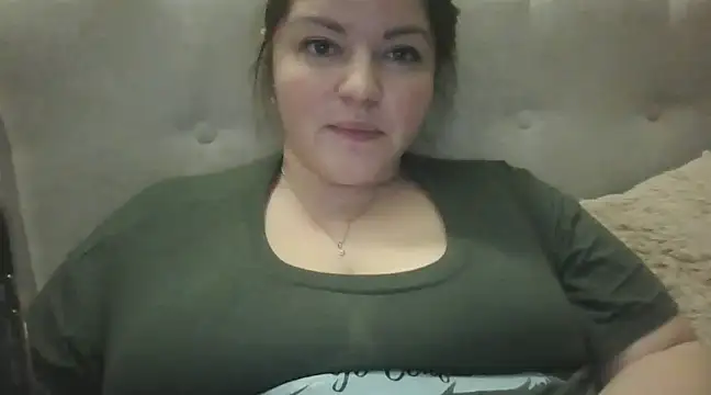 cute  cherry online show from 10, 1, 2025