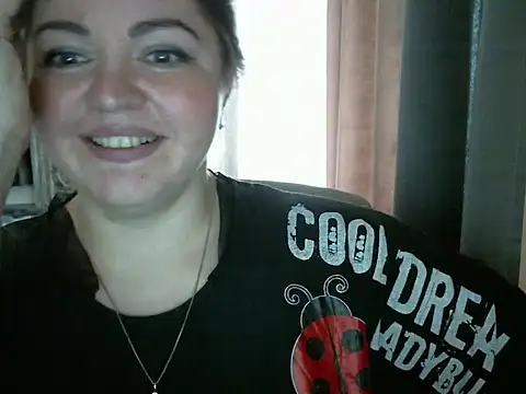 Snapshot of cute__cherry chatting on 1, 3, 2025 cute  cherry online show from 1, 3, 2025