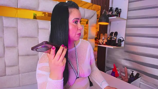 bigass monic online show from 22, 12, 2025