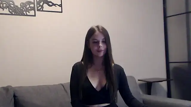 Snapshot of Melanie_Scott_Richerds chatting on 19, 10, 2025 Melanie Scott Richerds online show from 19, 10, 2025