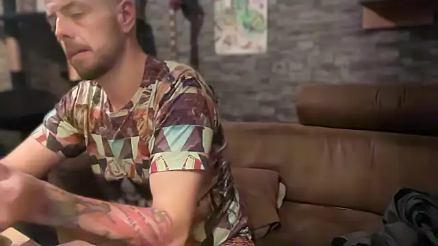 kissfreak85 online show from 21, 11, 2025