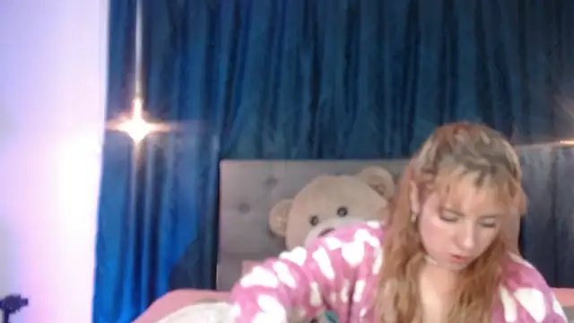 sarah lovesu online show from 24, 10, 2025