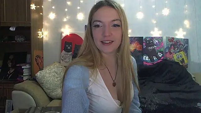 Snapshot of SecretSophia chatting on 19, 2, 2025 SecretSophia online show from 19, 2, 2025