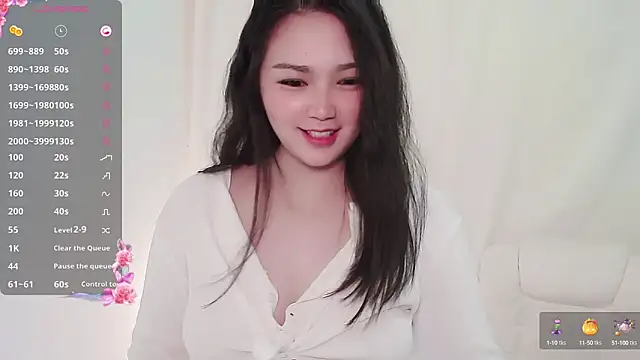 Snapshot of small_Eva chatting on 16, 12, 2024 small Eva online show from 16, 12, 2024