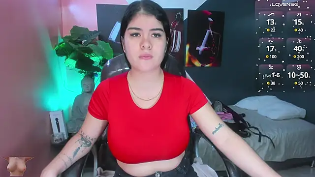 pearl weet online show from 16, 1, 2025