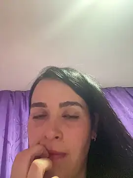 Snapshot of cristalbaby2 chatting on 14, 10, 2025 cristalbaby2 online show from 14, 10, 2025