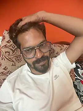 arhan3043 online show from 3, 2, 2026