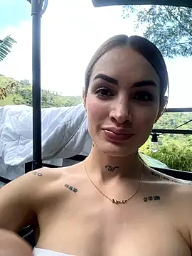 Snapshot of SofiaCarter chatting on 2, 3, 2025 SofiaCarter online show from 2, 3, 2025