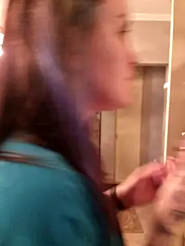 Snapshot of LazyTanukii chatting on 10, 11, 2025 LazyTanukii online show from 10, 11, 2025