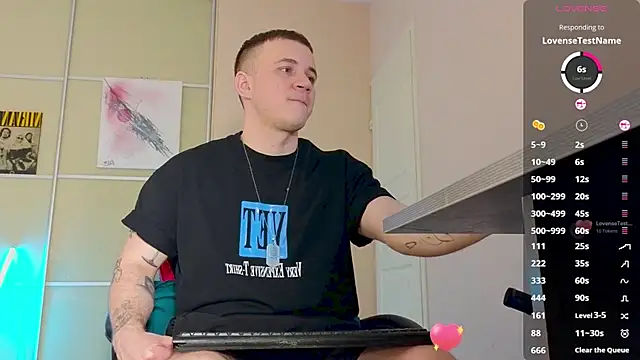 Snapshot of Ethan_and_mike chatting on 25, 10, 2025 Ethan and mike online show from 25, 10, 2025