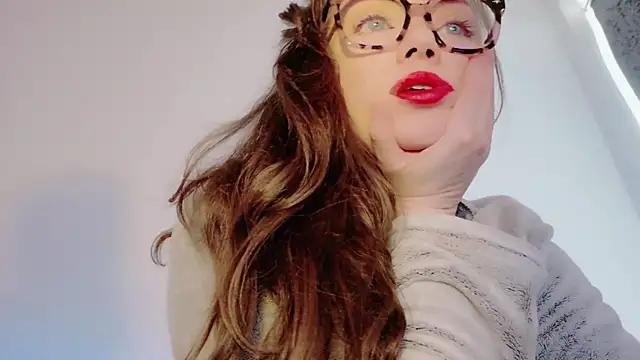 FemDom RubyKnightXXO online show from 1, 3, 2025