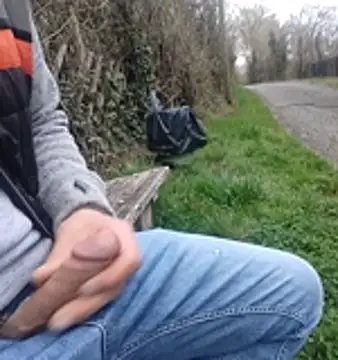 Snapshot of GermanBigDream chatting on 4, 4, 2026 GermanBigDream online show from 4, 4, 2026