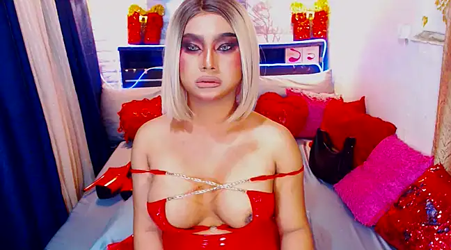 TsGoddessNhicolle online show from 23, 1, 2025