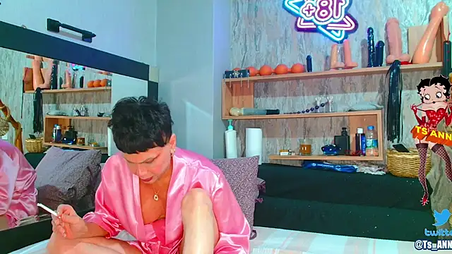 TS ANNA  online show from 14, 12, 2024