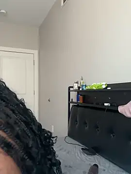 Snapshot of DancingLemonade chatting on 31, 10, 2025 DancingLemonade online show from 31, 10, 2025