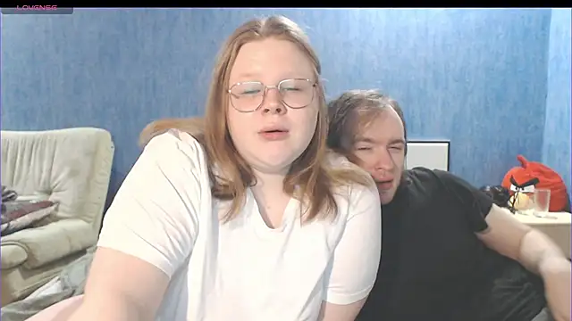 Touch me more please online show from 26, 1, 2025