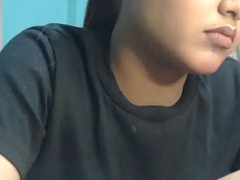 Snapshot of NancyRuvi chatting on 22, 10, 2025 NancyRuvi online show from 22, 10, 2025