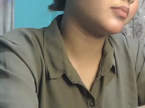 Snapshot of NancyRuvi chatting on 11, 11, 2025 NancyRuvi online show from 11, 11, 2025