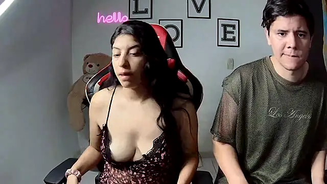 Snapshot of kim_sex_hot chatting on 17, 10, 2025 kim sex hot online show from 17, 10, 2025