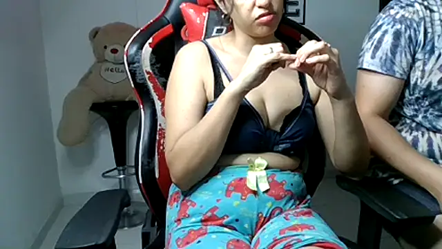 Snapshot of kim_sex_hot chatting on 27, 10, 2025 kim sex hot online show from 27, 10, 2025