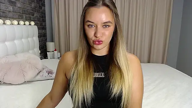 starrydoll online show from 3, 10, 2025