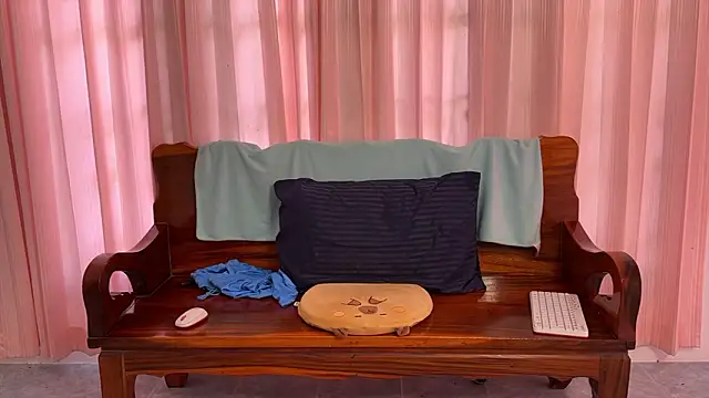 Raamoss online show from 18, 3, 2026