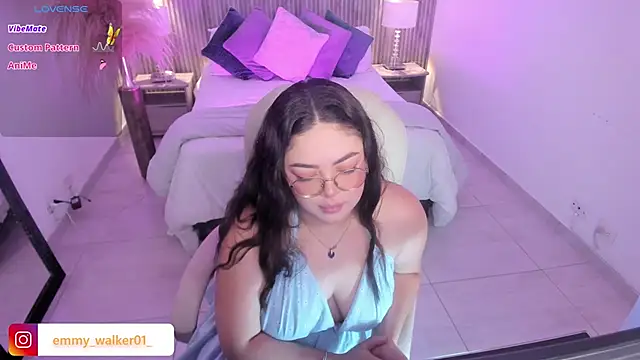 emmy walker online show from 10, 11, 2025