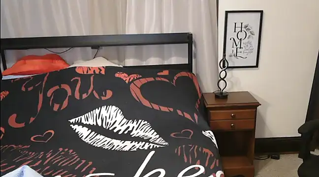 HollieBim online show from 9, 12, 2024