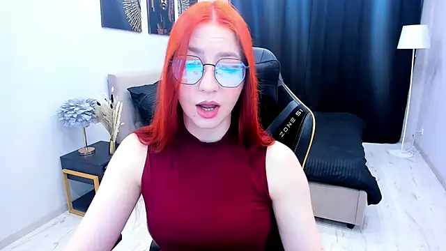 Snapshot of _FireInMySoul_ chatting on 17, 11, 2025 FireInMySoul online show from 17, 11, 2025