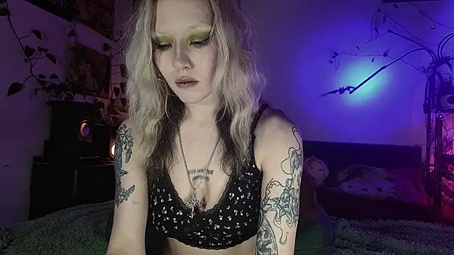 olivecum online show from 12, 11, 2025