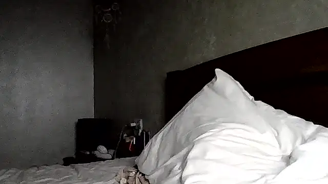 JulianaGold1 online show from 5, 1, 2026