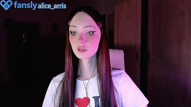 Alice  Aris online show from 30, 10, 2025