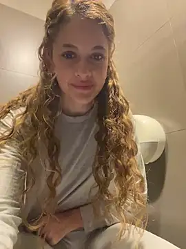 alana15 online show from 14, 1, 2025