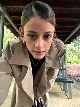 alana15 online show from 18, 9, 2025