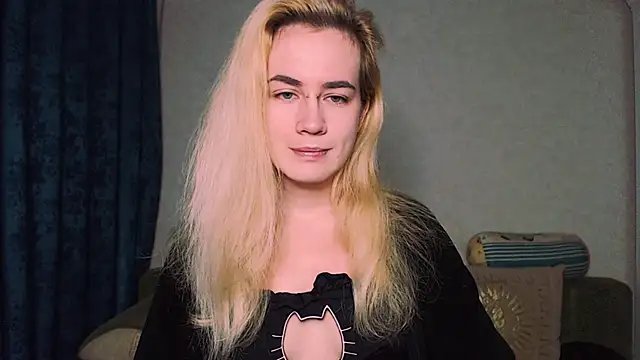 xxxcharismaaa online show from 4, 12, 2024
