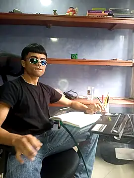 pinedasex777 online show from 21, 10, 2025