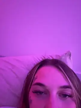 chloetease online show from 6, 1, 2025