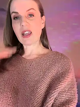 MaiseKnox online show from 14, 12, 2024