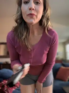 MaiseKnox online show from 16, 1, 2025