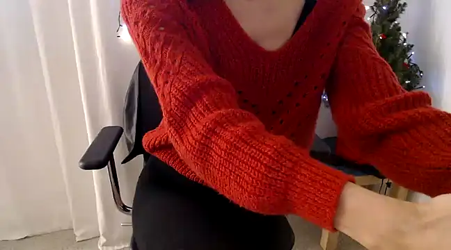 Snapshot of LadyJoanX chatting on 5, 1, 2025 LadyJoanX online show from 5, 1, 2025